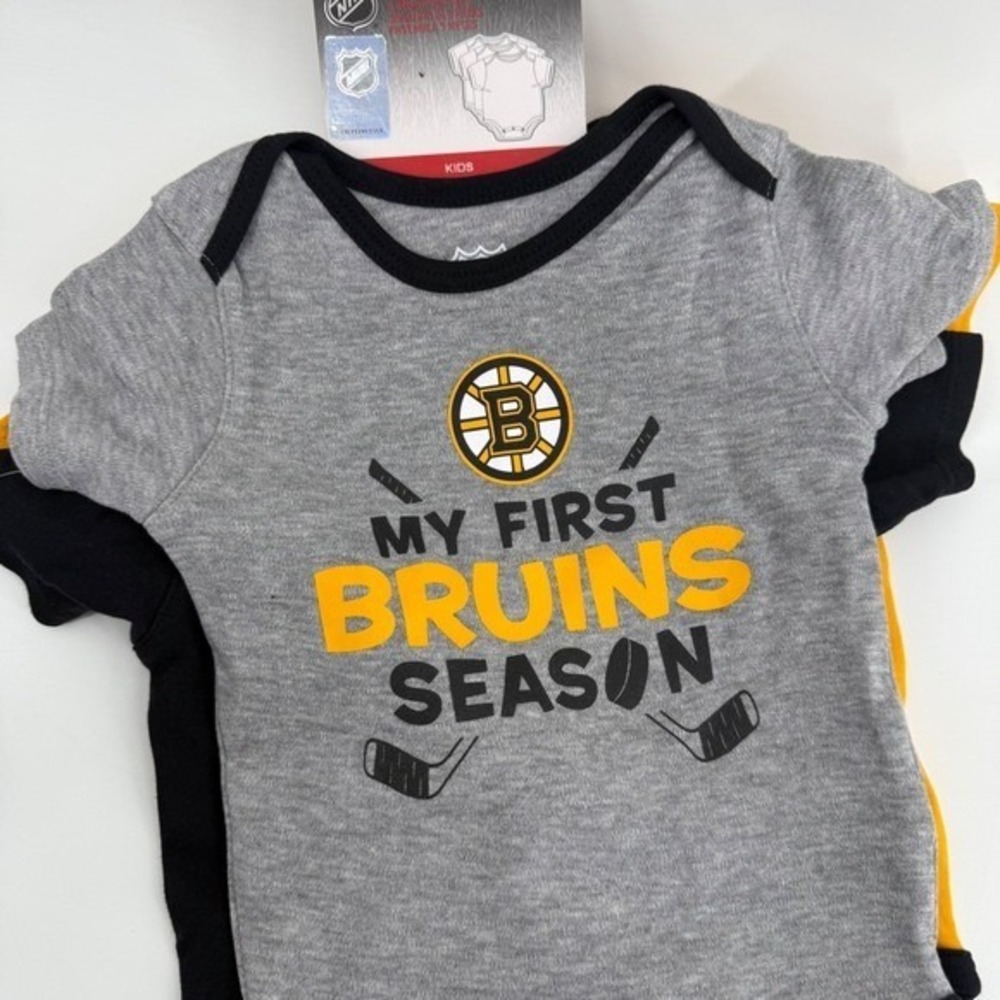 Boston Bruins Kids 12-18M 3 Piece Bodysuit Set NHL Hockey Baby